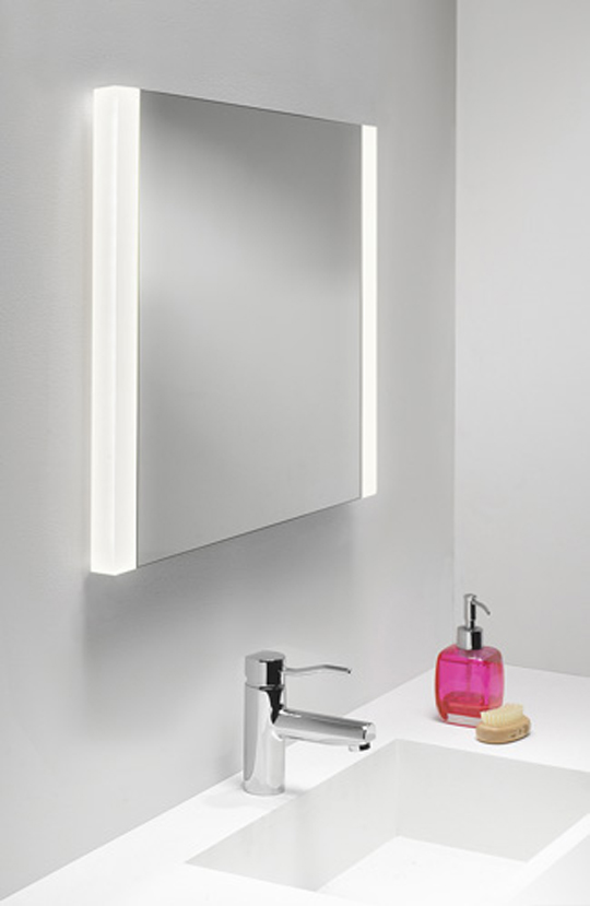 Eleganckie, minimalistyczne i stylowe - oświetlenie łazienkowe Astro / zdjęcie nr: 2 Eleganckie, minimalistyczne i stylowe - oświetlenie łazienkowe Astro / zdjęcie nr: 2